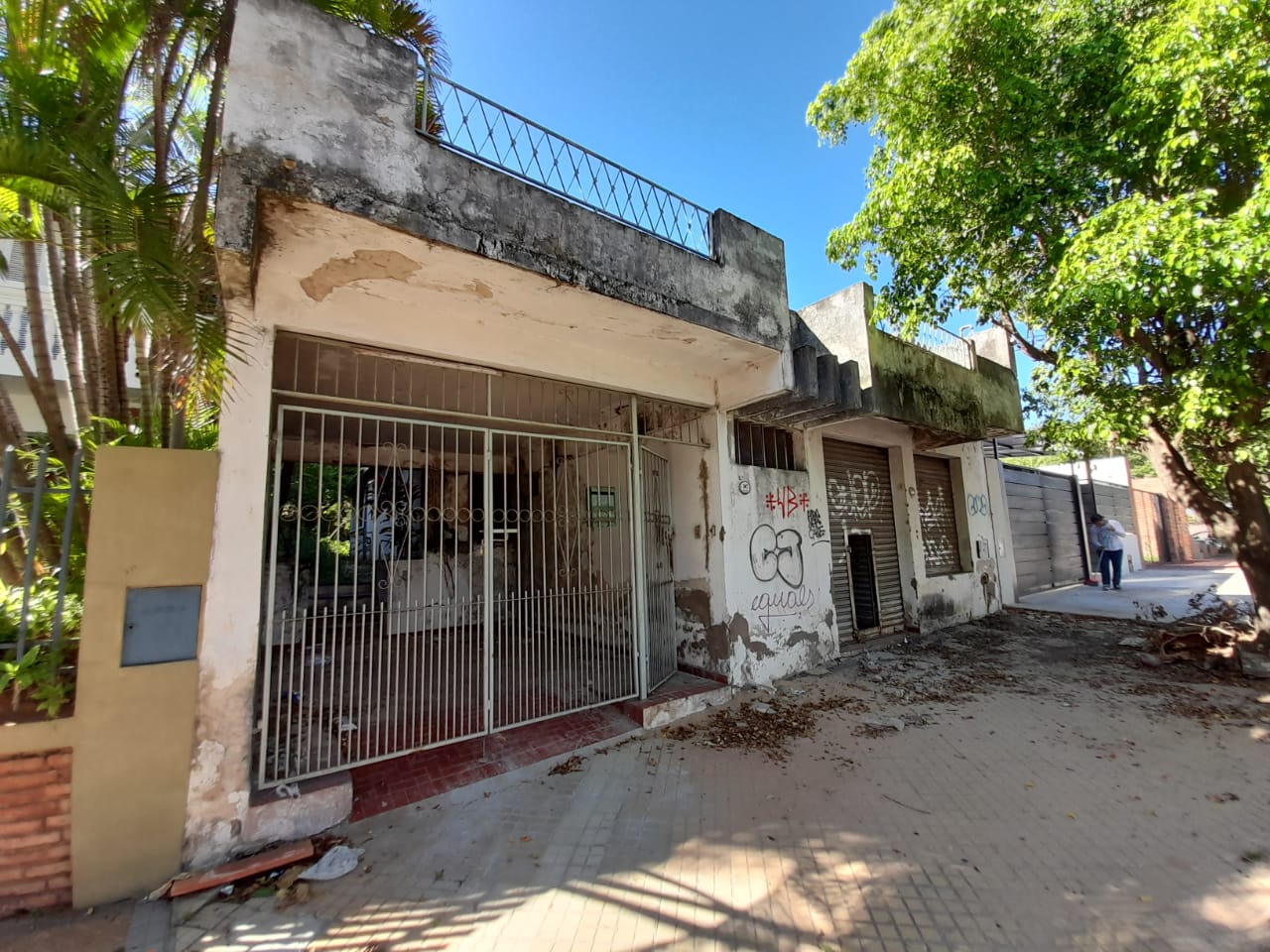 SUPER OFERTA VENDO CASA A DEMOLER BARRIO JARA Ref A5F5E1 Infocasas