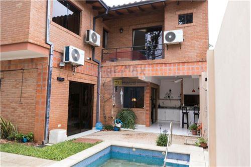 Alquilo D Plex Con Piscina En Barrio Ykua Sati De Asuncion Ref Rc