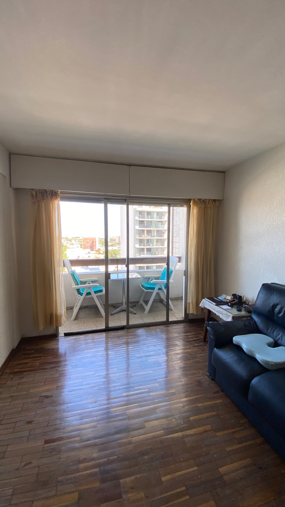 VENTA HERMOSO APARTAMENTO DE DOS DORMITORIOS EN PARQUE BATLLE Ref