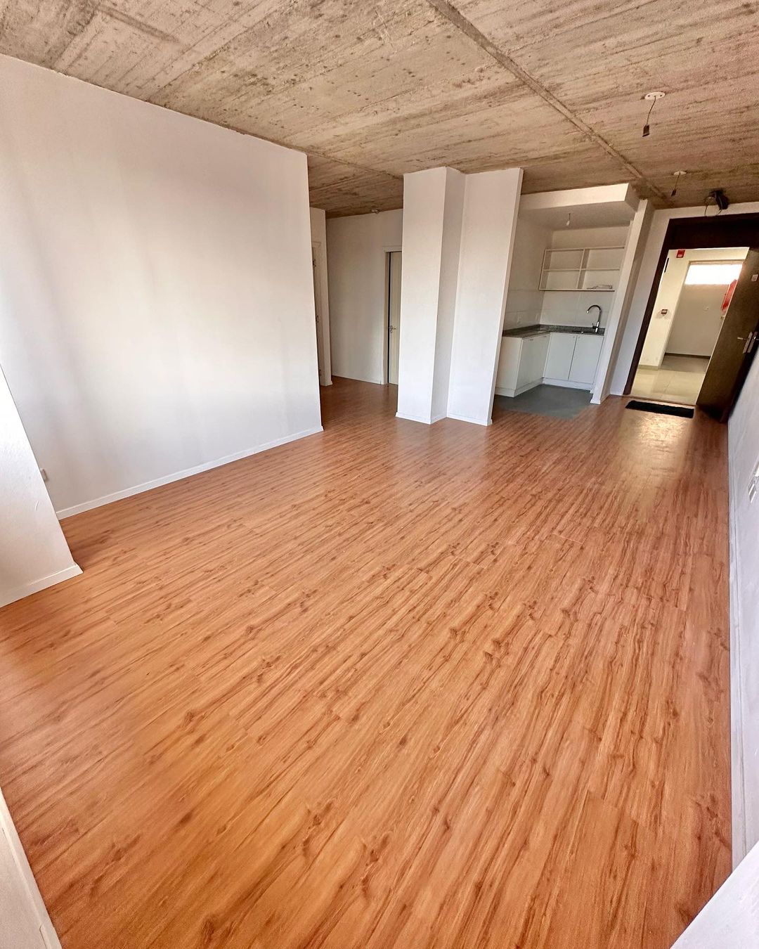 ALQUILER APARTAMENTO CIUDAD VIEJA Ref QFA395 Infocasas Uy