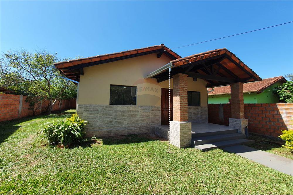 Vendo casa a estrenar Bº San Francisco Ref O5FB4F infocasas py