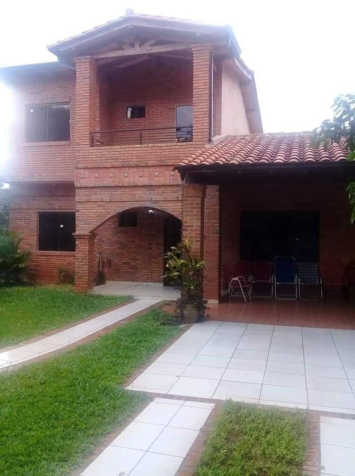 En Venta Hermosa Casa En Emby Ref Tce Infocasas Py