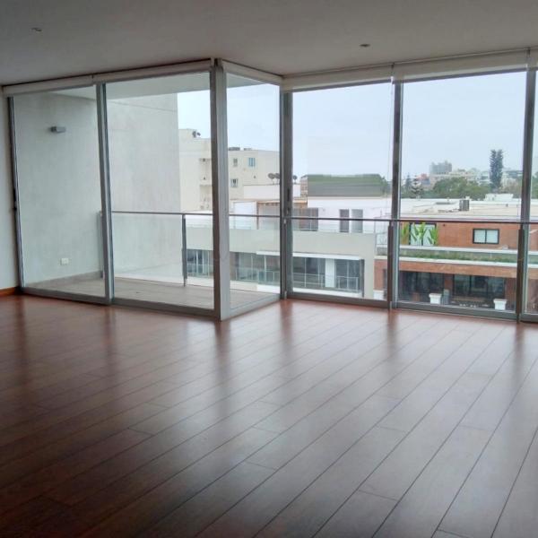 Vendo Alquilo PentHouse de 434m² a pasos de Miguel Dasso Miraflores