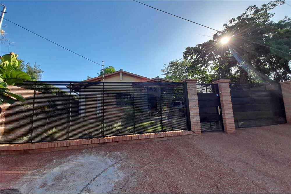 Alquilo Hermosa Casa En Emby Pai U Ref Xf Da Infocasas Py