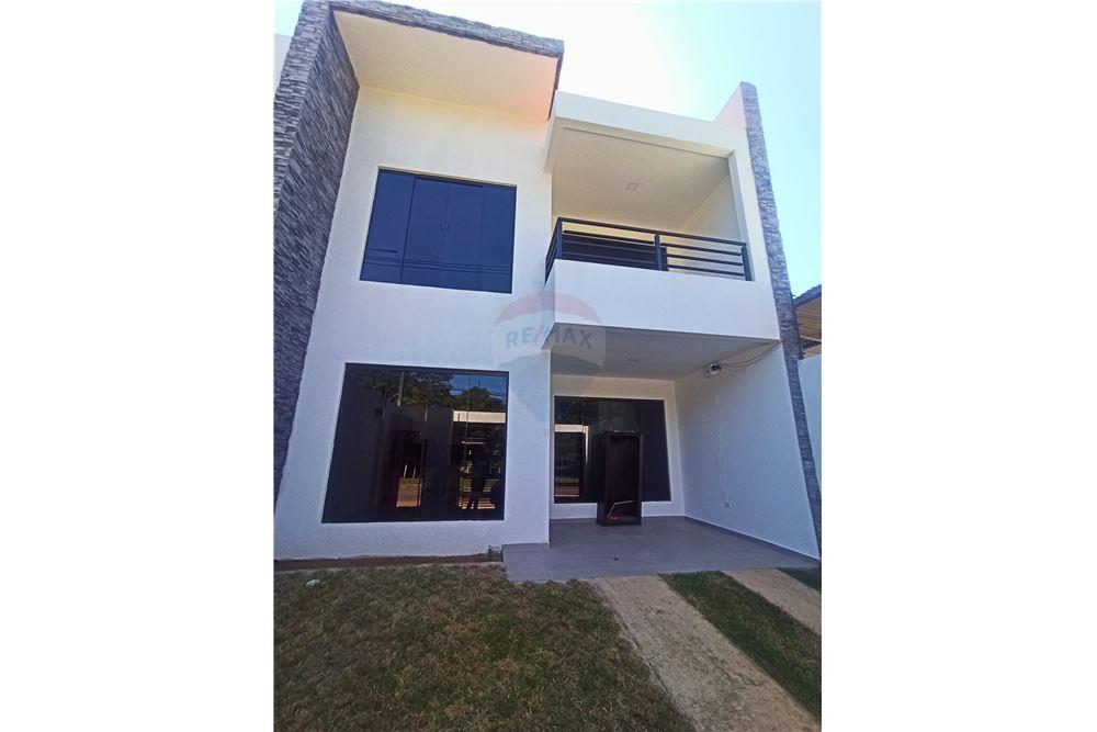 VENDO Dúplex en Loma Merlo Luque Ref G2B64C infocasas py