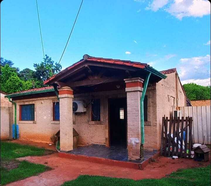 Vendo casa en Ñemby Ref RA9699 infocasas py