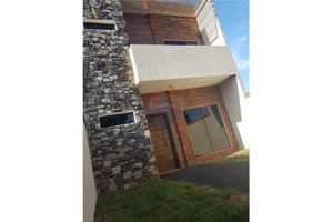 Vendo Duplex Juntos A Terminar En Luque Ref Aabae Infocasas Py