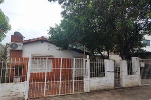 Vendo Terreno Con Casa A Demoler En Fernando De La Mora Ref IFD03A