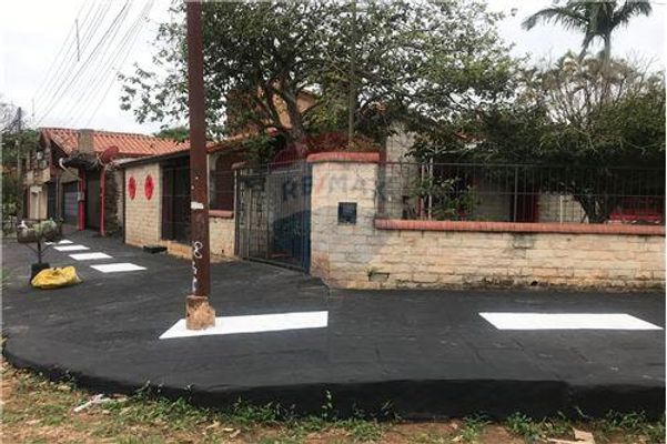 Casa Venta Zona Municipalidad Fdo De La Mora Sur Ref Xf Bd