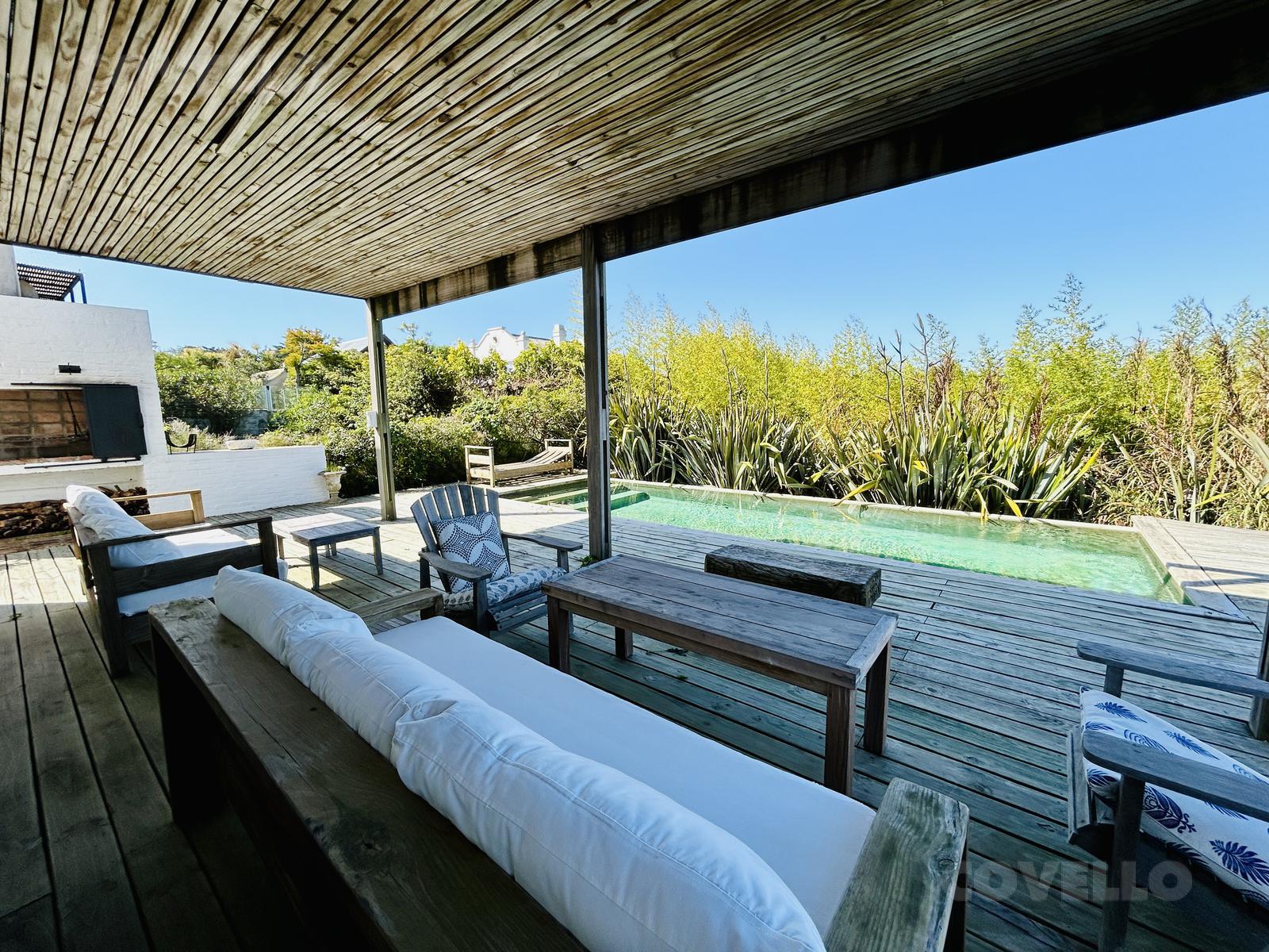 Casa Impecable Con Piscina Y Vista Al Mar En El Chorro Ref I D