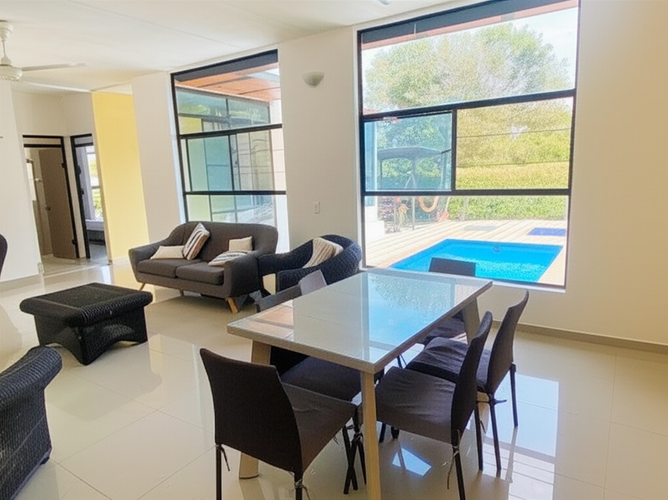 Casa de 3 alcobas en venta en Las Varas, Ricaurte, 160 m² · foto 4 de 19