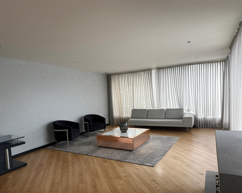 Casa en venta en San Jose De Bavaria, Bogotá · foto 3 de 24