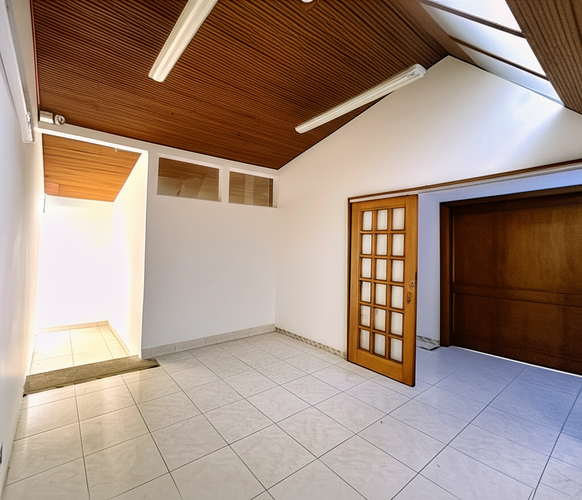 Casa de 4 alcobas en venta en El Batán, Bogotá, 253 m² · foto 2 de 19