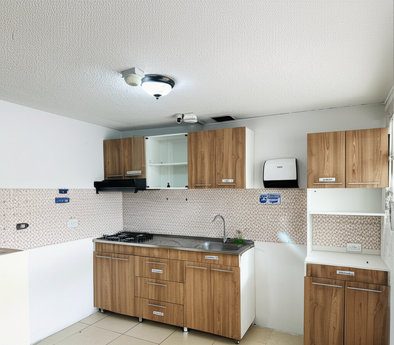 Casa de 4 alcobas en venta en El Batán, Bogotá, 253 m² · foto 15 de 19