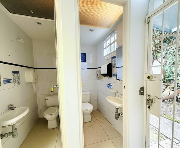Casa de 4 alcobas en venta en El Batán, Bogotá, 253 m² · foto 17 de 19