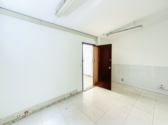 Casa de 4 alcobas en venta en El Batán, Bogotá, 253 m² · foto 19 de 19