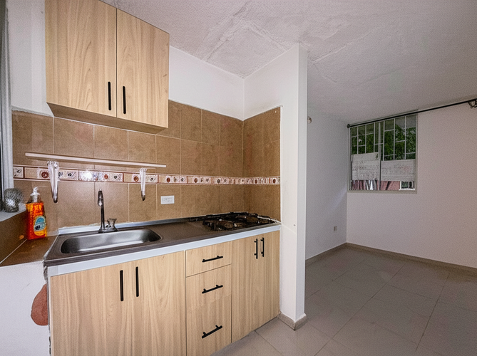 Casa de 4 alcobas en venta en Co. Altos De Chicala, Girardot, 68 m² · foto 4 de 18