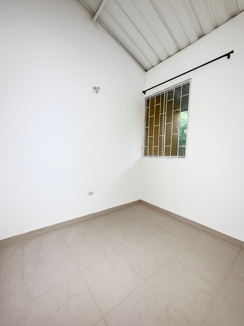 Casa de 4 alcobas en venta en Co. Altos De Chicala, Girardot, 68 m² · foto 10 de 18