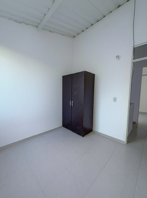 Casa de 4 alcobas en venta en Co. Altos De Chicala, Girardot, 68 m² · foto 15 de 18