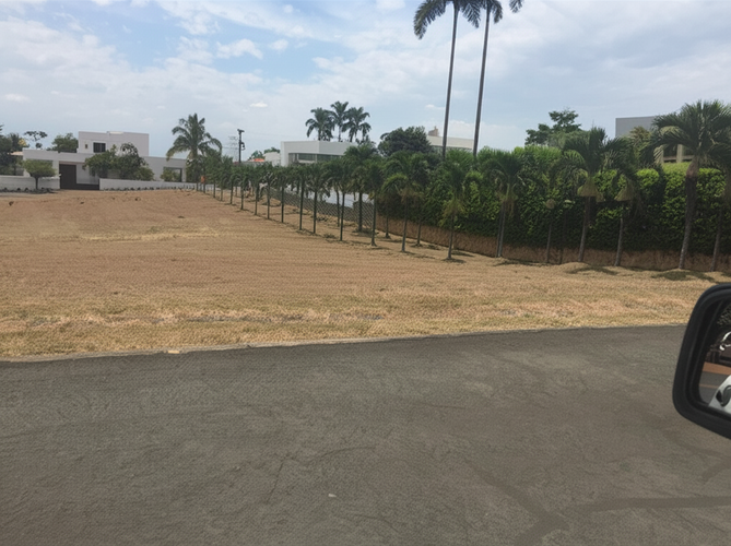 Lote en venta en La Riverita, Cali, 10 m² · foto 3 de 11