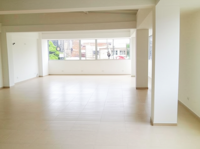 Local en arriendo en Junin, Cali, 229 m² · foto 3 de 4