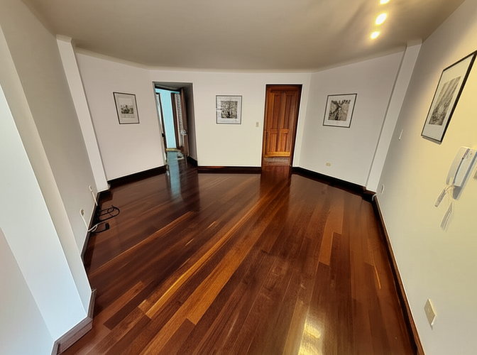 Apartamento de 3 alcobas en venta en Los Rosales, Bogotá, 250 m² · foto 13 de 24