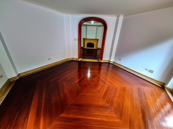 Apartamento de 3 alcobas en venta en Los Rosales, Bogotá, 250 m² · foto 10 de 24