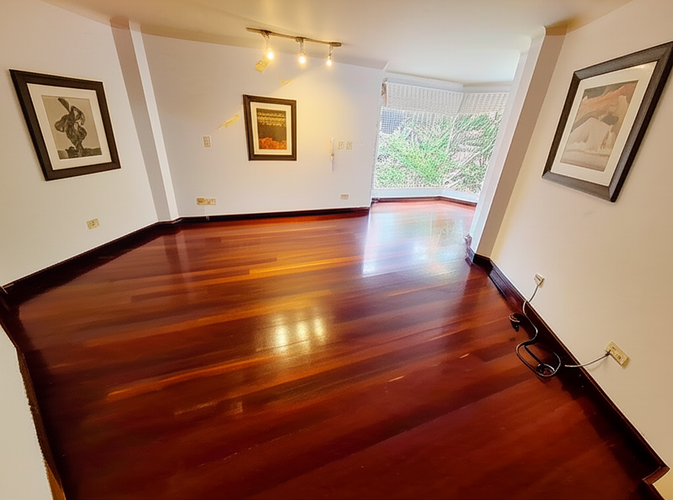 Apartamento de 3 alcobas en venta en Los Rosales, Bogotá, 250 m² · foto 22 de 24