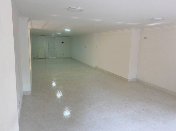Oficina en venta en El Prado, Barranquilla, 61 m² · foto 2 de 5