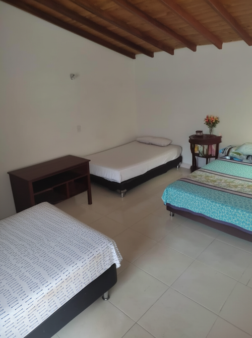 Apartamento de 2 alcobas en venta en Cabañas, Bello, 84 m² · foto 7 de 17