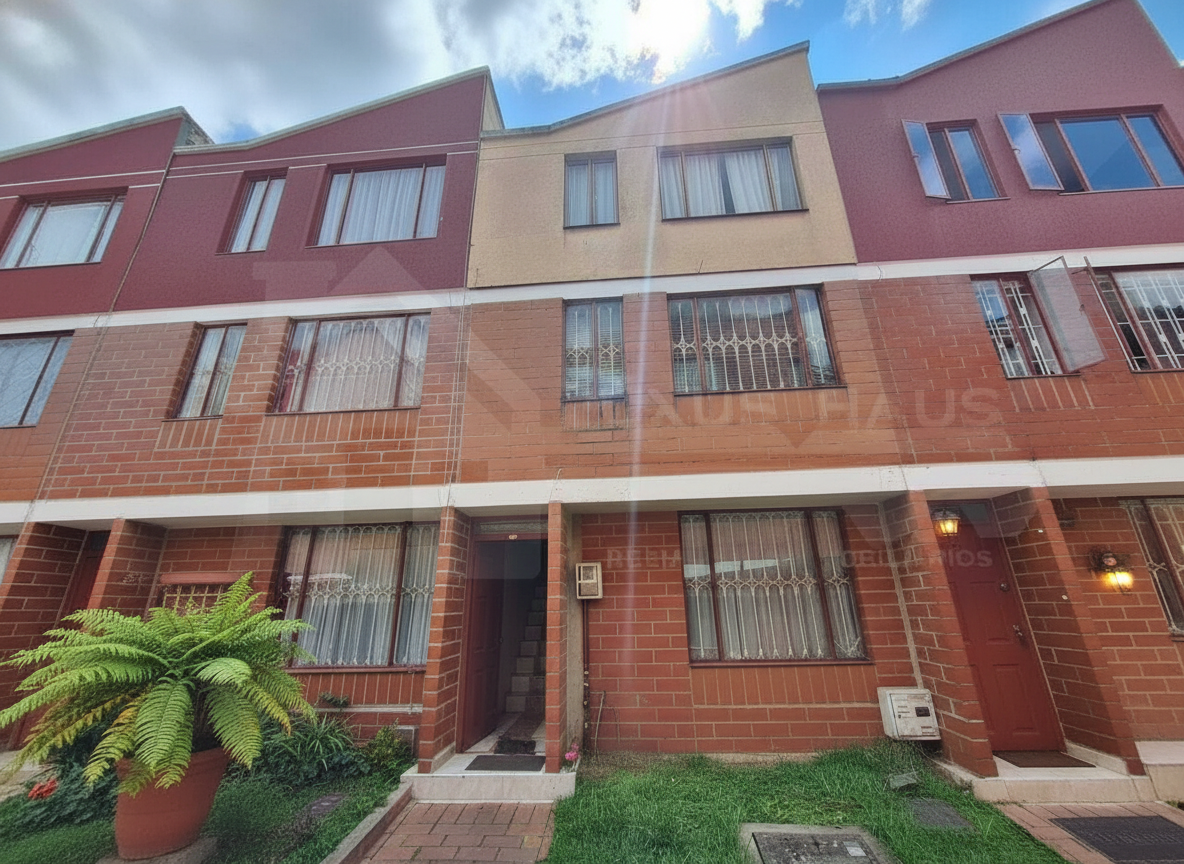 Casa en venta en Alamos, Bogotá · foto 19 de 24