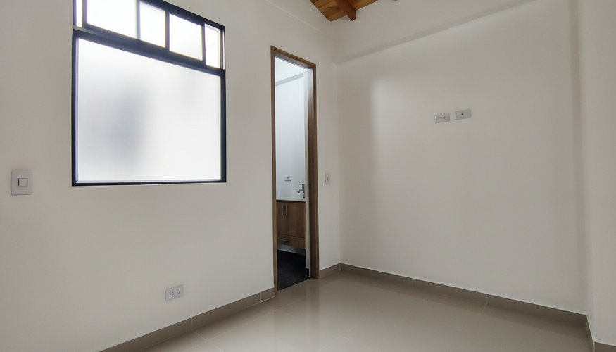 Apartamento de 5 alcobas en venta en Niquia, Bello, 164 m² · foto 5 de 12