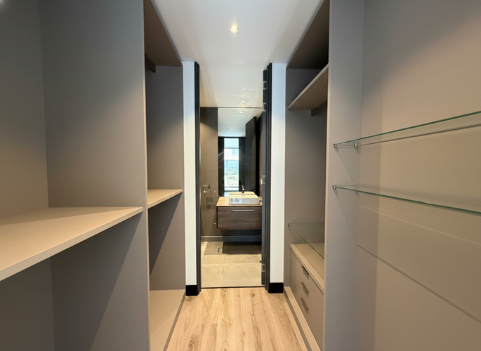 Apartamento de 2 alcobas en venta en El Virrey, Bogotá, 179 m² · foto 17 de 24