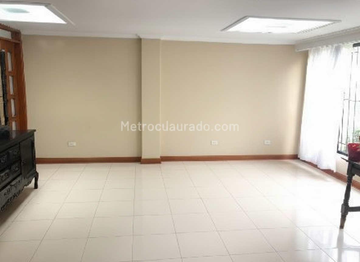 Casa en venta en Cedritos, Bogotá · foto 3 de 20