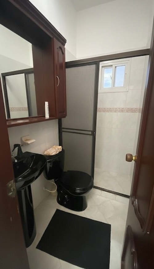 Casa de 5 alcobas en venta en Nueva Fontana, Bucaramanga, 255 m² · foto 22 de 24