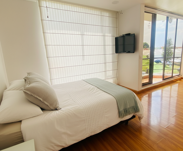 Casa de 3 alcobas en venta en Cedro Salazar, Bogotá, 350 m² · foto 14 de 24