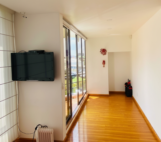 Casa de 3 alcobas en venta en Cedro Salazar, Bogotá, 350 m² · foto 18 de 24