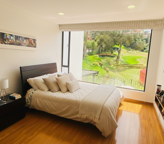 Casa de 3 alcobas en venta en Cedro Salazar, Bogotá, 350 m² · foto 11 de 24