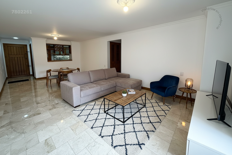 Apartamento de 3 alcobas en arriendo en Los Balsos, Medellín, 120 m² · foto 2 de 24