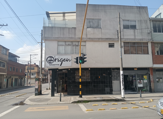 Casa de 5 alcobas en venta en Trinidad Galan, Bogotá, 295 m² · foto 13 de 13