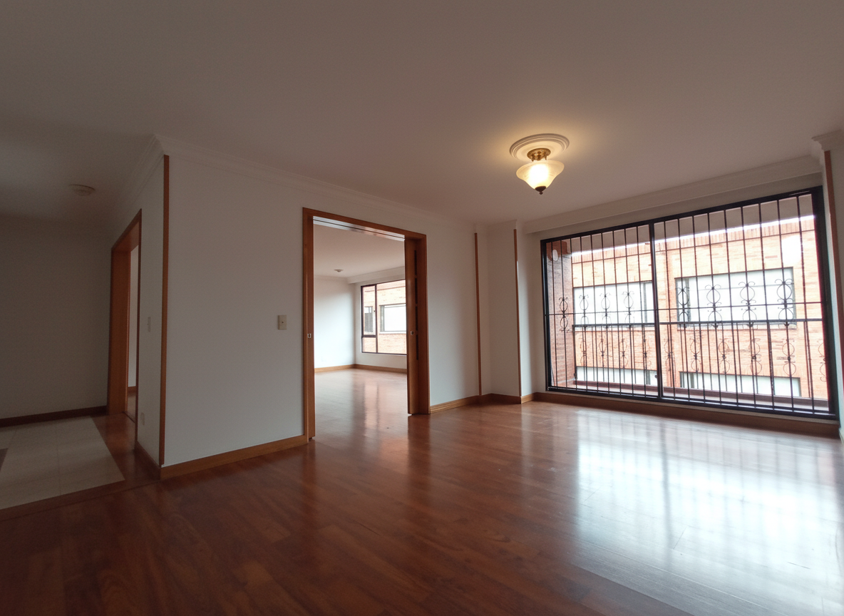 Apartamento en venta en Santa Barbara, Bogotá · foto 3 de 24
