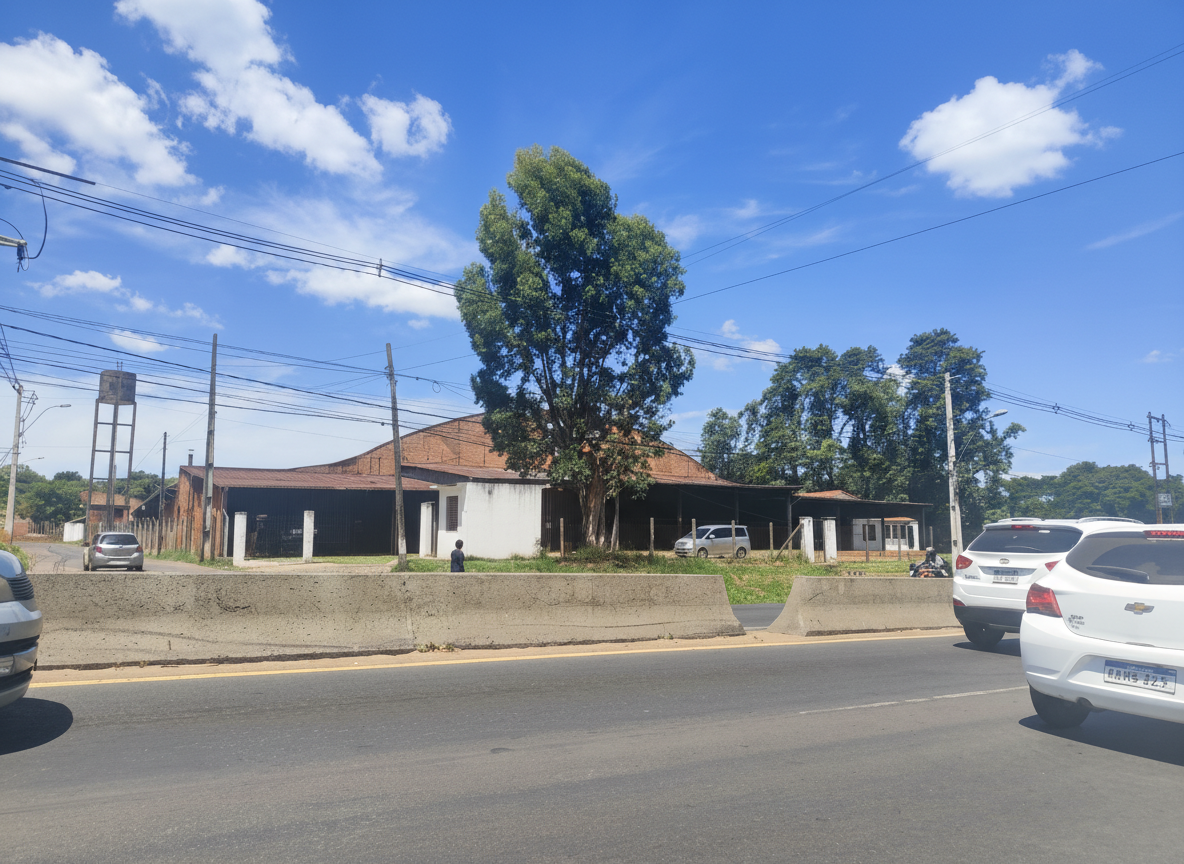 Propiedad Industrial de Gran Escala en Venta sobre Ruta 2, Capiatá, Central - US$ 4.500.000. Extenso Terreno de 31.100 m² con 7.908 m² de Construcción en Ubicación Estratégica. — foto 3