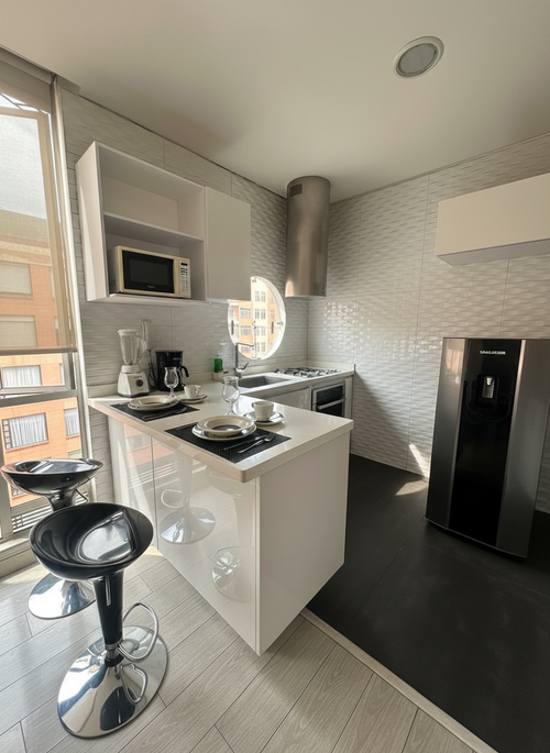 Apartamento de 1 alcoba en venta en Chico, Bogotá, 37 m² · foto 2 de 14