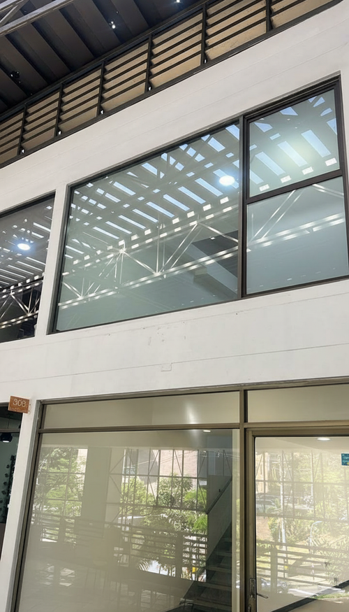 Local en arriendo en Las Lomas, Medellín, 70 m² · foto 2 de 8