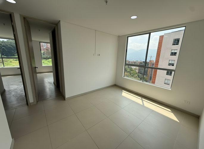 Apartamento de 3 alcobas en arriendo en Escobero, Envigado, 155 m² · foto 5 de 24