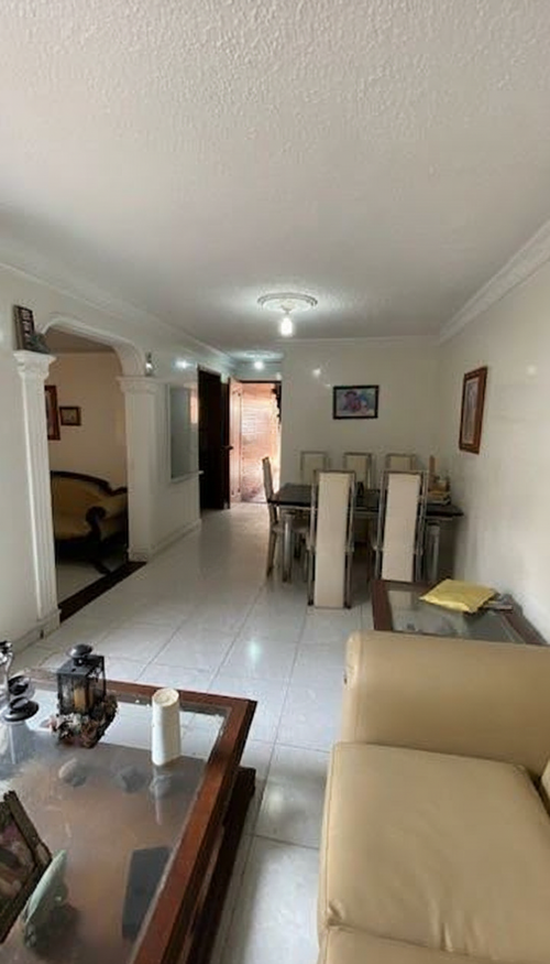 Casa de 4 alcobas en venta en Conjunto Residencial Versalles I, Floridablanca, 168 m² · foto 6 de 24