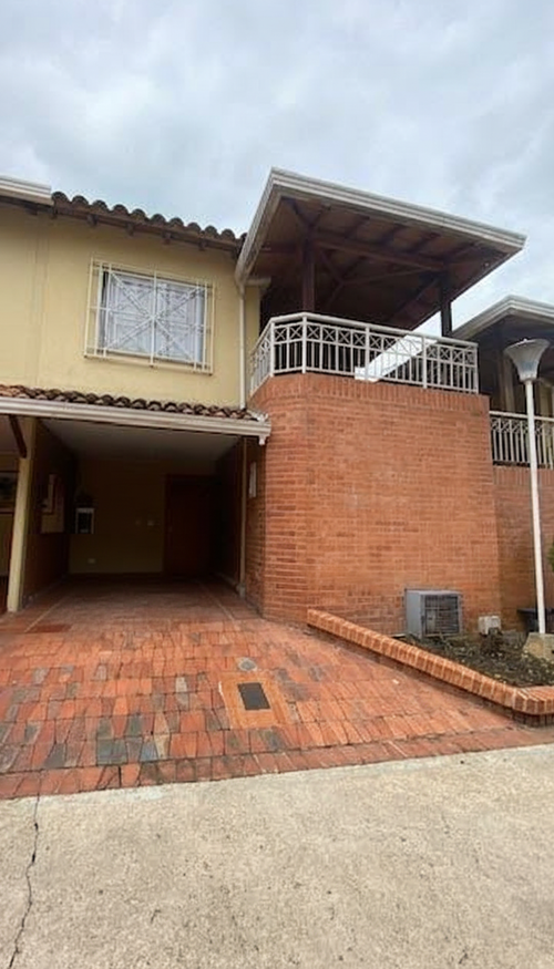 Casa de 4 alcobas en venta en Conjunto Residencial Versalles I, Floridablanca, 168 m² · foto 24 de 24
