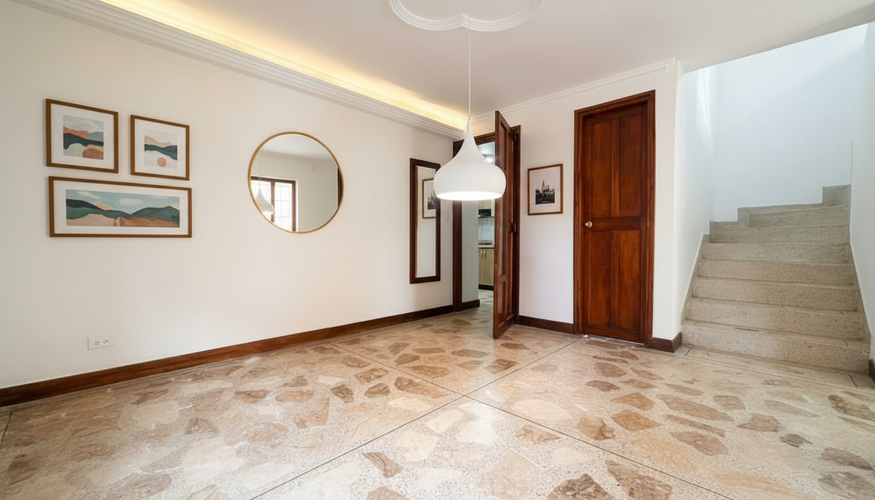 Casa de 3 alcobas en venta en Loma Del Indio, Medellín, 220 m² · foto 18 de 21