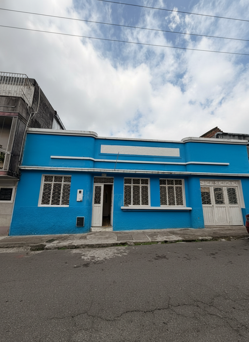 Casa de 10 alcobas en venta en La Pola, Ibagué, 675 m² · foto 3 de 17