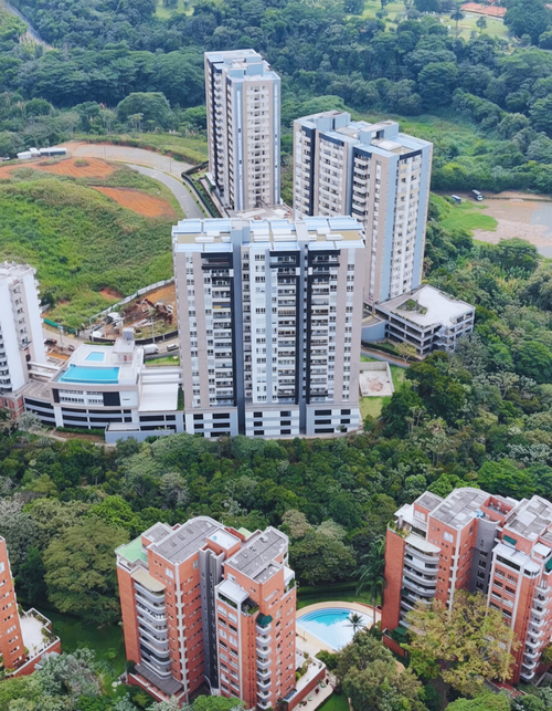 Apartamento de 3 alcobas en venta en Ciudad Jardin, Cali, 164 m² · foto 6 de 24